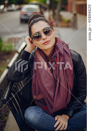 beautiful young girl in Chicago, beautiful weather beautiful young girl in Chicago, beautiful weather 40866620