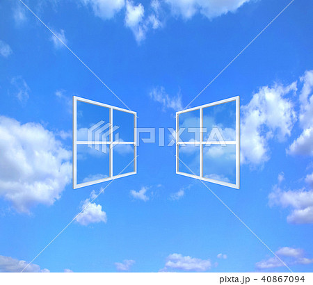 窓の外に青空が見える 40867094