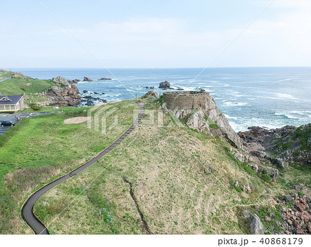 空撮　三陸復興国定公園　種差海岸葦毛崎展望台 40868179