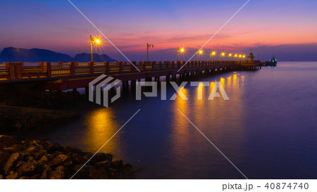 Twilight befor sunrise at Prachuap bay. Twilight befor sunrise at Prachuap bay. 40874740