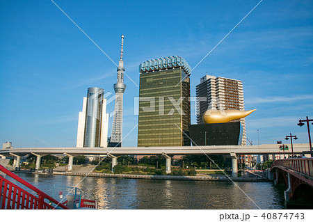 浅草 東京スカイツリー アサヒビールタワーの写真素材