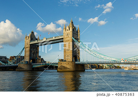 Establishing Shot London Iconic Landmark Tower Bridge. river transport 40875363