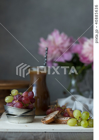ぶどうとパン 40885636