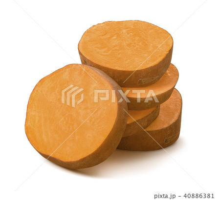 Sweet potato round slices pile isolated on white 40886381