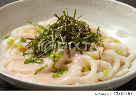 たらこクリームソースのうどん たらこクリームソースのうどん 40887268