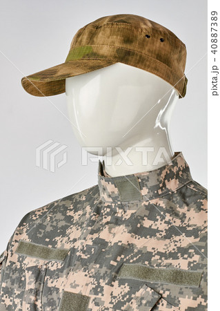 Close up portrait head of mannequin with military cap. Close up portrait head of mannequin with military cap. 40887389
