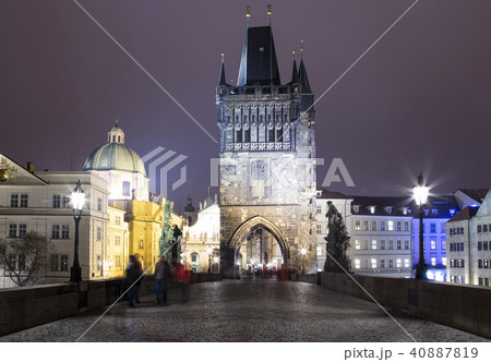 night view of Charles Bridge in Prague 40887819