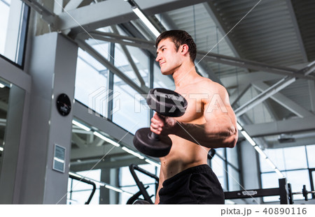 Bodybuilder in the gym Bodybuilder in the gym 40890116