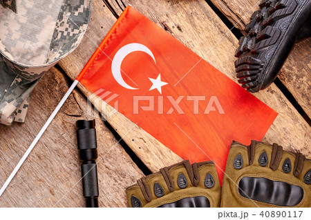 Turkey soldier items on wood flat lay. 40890117