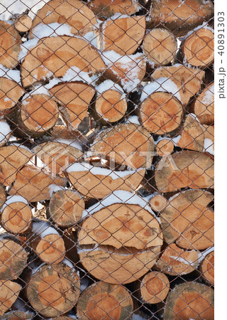 Pile of timber wood 40891303