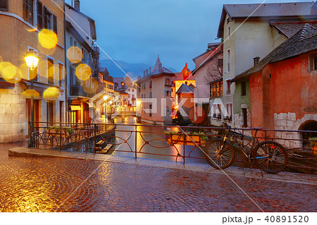 Annecy, called Venice of the Alps, France 40891520