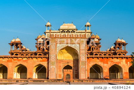 Tomb of Akbar the Great at Sikandra Fort in Agra, India Tomb of Akbar the Great at Sikandra Fort in Agra, India 40894124