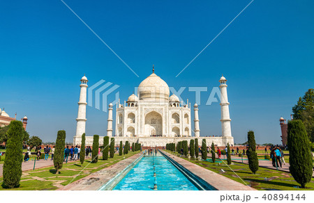 The Taj Mahal, the most famous monument of India. Agra - Uttar Pradesh The Taj Mahal, the most famous monument of India. Agra - Uttar Pradesh 40894144
