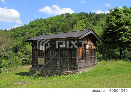 千国街道の塩倉 40894549