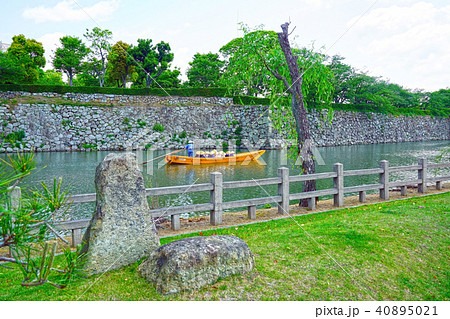姫路城和船 40895021