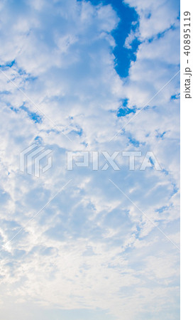 5月の空と雲(縦) 5月の空と雲(縦) 40895119