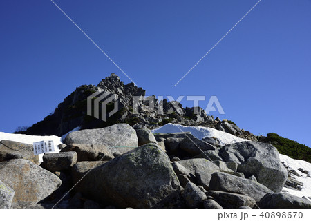 宝剣山荘から登る宝剣岳の取り付き 40898670