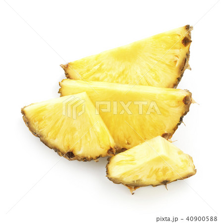 slices of ripe pineapple slices of ripe pineapple 40900588
