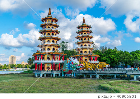 蓮池潭 リエンツータン ハス 40905801