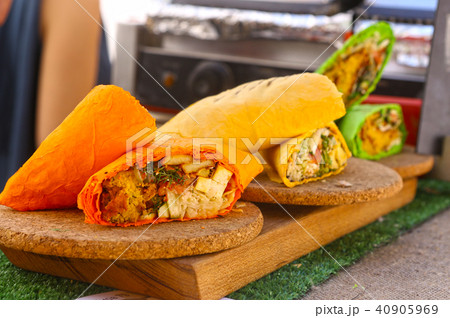 falafel with vegetables lavash wrap cup to two pieces 40905969