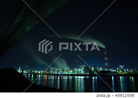 <工場夜景> 四日市 工業地帯 霞ヶ浦 <工場夜景> 四日市 工業地帯 霞ヶ浦 40912006