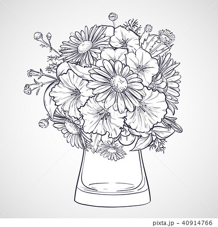 Bouquet of chamomile flowers and petunias Bouquet of chamomile flowers and petunias 40914766