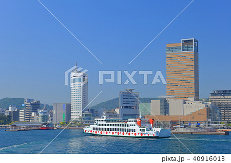 フェリーから見たサンポート高松 40916013