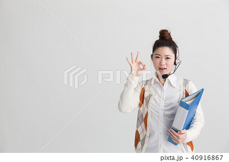 オペレーター・白バック 40916867