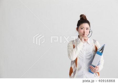 オペレーター・白バック 40916868