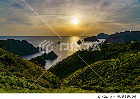 (静岡県)奥石廊崎 ヒリゾの海岸線 夕景 (静岡県)奥石廊崎 ヒリゾの海岸線 夕景 40919664