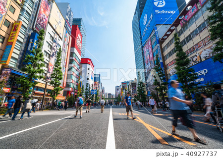 《東京都》秋葉原・歩行者天国 40927737