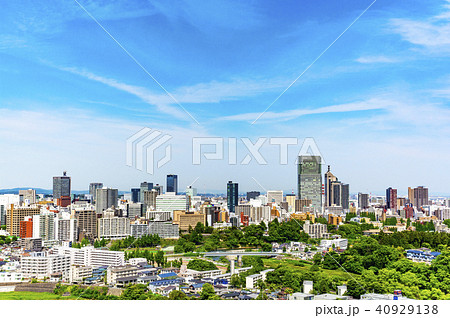 都市の風景 高層ビルが増加している仙台市全景の写真素材