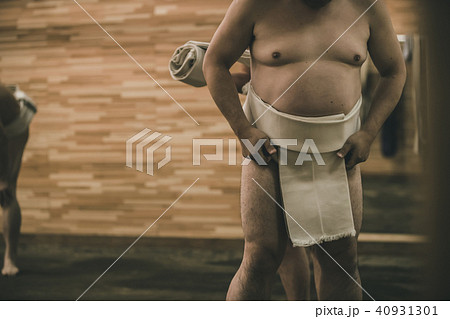Sumo wrestling Sumo wrestling 40931301
