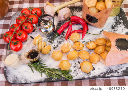 Cooking. Potatoes, flour, rosemary. 40933250