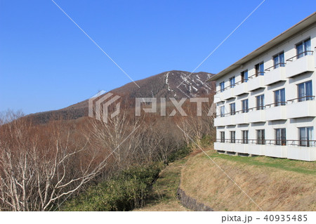 那須高原・休暇村那須から望む茶臼岳 40935485