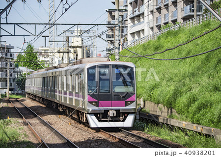 【田園都市線 東京メトロ08系 宮崎台駅】 【田園都市線 東京メトロ08系 宮崎台駅】 40938201
