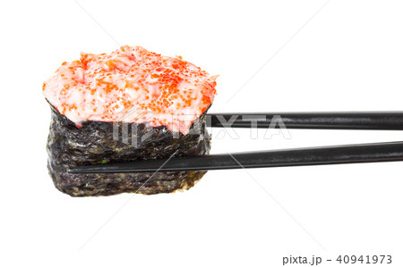 sticks keep sushi gunkan with salmon and caviar 40941973