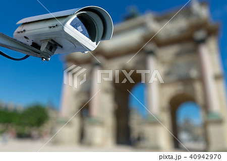 security CCTV camerawith monument on background security CCTV camerawith monument on background 40942970