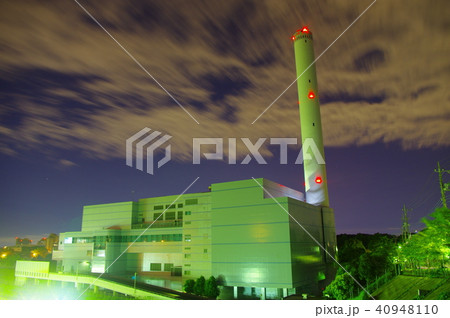 深夜の清掃工場 40948110