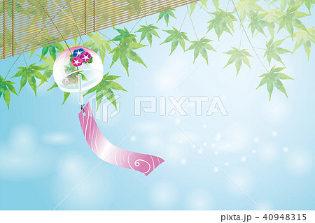 暑中お見舞葉書デザイン 横 背景 楓と簾とアサガオ柄の風鈴のある風景 夏のイメージのイラスト素材