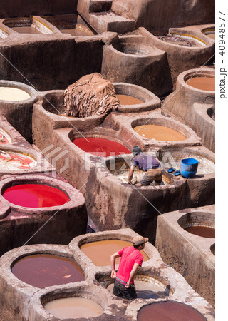 モロッコ　フェズの皮なめし工場(タンネリ) 40948577