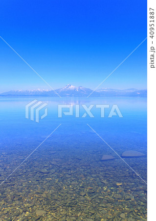 猪苗代湖と磐梯山(郡山市・湖南町) 猪苗代湖と磐梯山(郡山市・湖南町) 40951887