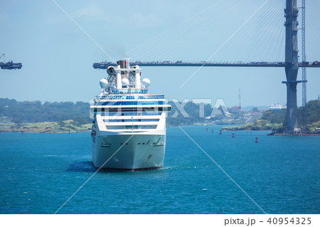 Passenger ship leaving Panama Canal. Passenger ship leaving Panama Canal. 40954325