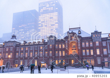《東京都》大雪・東京駅 40955203