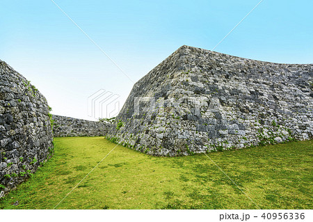 座喜味城跡 40956336
