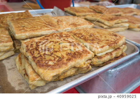 Chicken murtabak 40959025