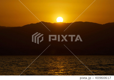 野洲市の琵琶湖の夕景 野洲市の琵琶湖の夕景 40960617