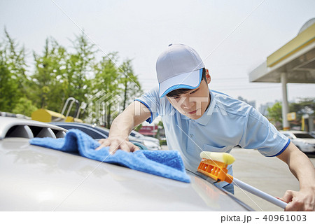 磨く ブラシ 上半身 40961003