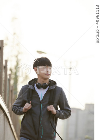 リュック 上半身 起立 40961113