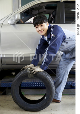 検査 グローブ 笑顔 40961212